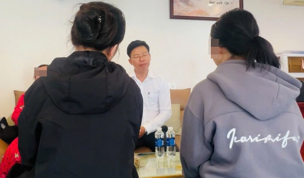 Cha ruột xâm hại 2 con gái